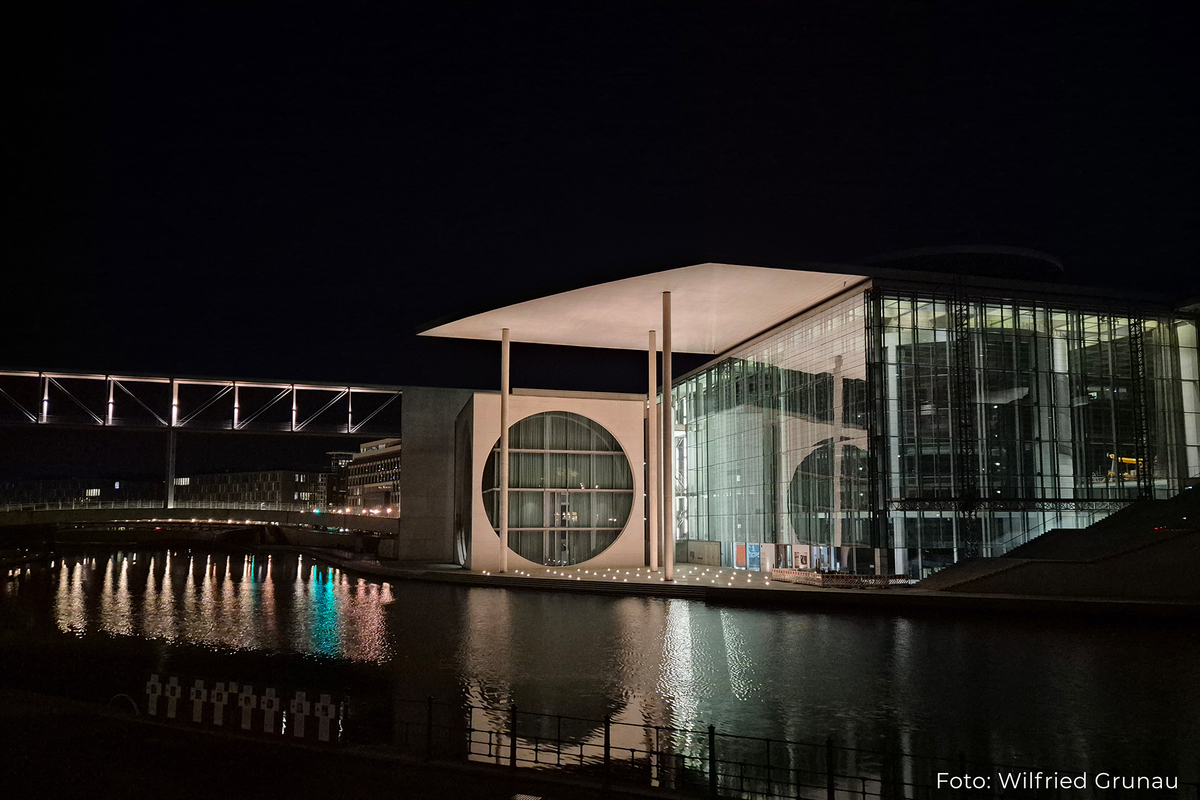 Das Marie-Elisabeth-Lüders-Haus des Deutschen Bundestages in Berlin. Foto: Grunau